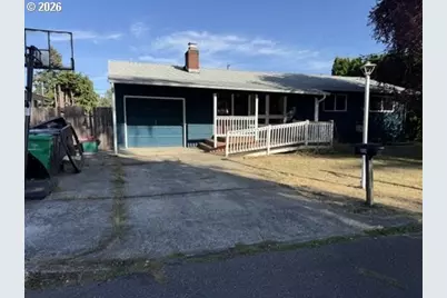 1902 SE 151st Ave, Portland, OR 97233 - Photo 1