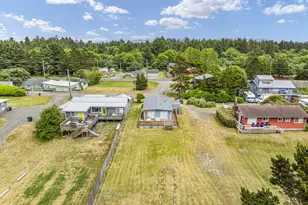 13301 North Pl, Long Beach, WA 98631 - Photo 5