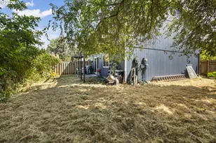 17959 SW Blanton St, Beaverton, OR 97078 - Photo 33