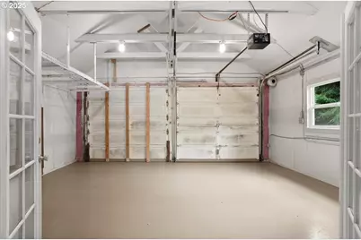 8342 SW 41st Ave, Portland, OR 97219 - Photo 31