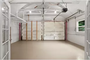 8342 SW 41st Ave, Portland, OR 97219 - Photo 31