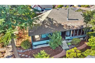 1132 Ash Ave, Cottage Grove, OR 97424 - Photo 5