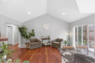 684 NW Jasper St, Dallas, OR 97338 - Photo 17