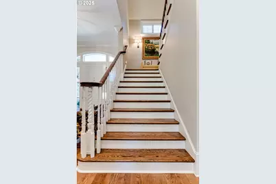 2628 Edgewater Dr, Eugene, OR 97401 - Photo 27