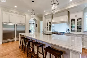 2628 Edgewater Dr, Eugene, OR 97401 - Photo 11