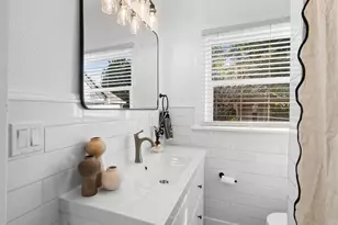 4725 NE 100th Ave, Portland, OR 97220 - Photo 17