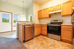 12231 SE Bush St, Portland, OR 97236 - Photo 7