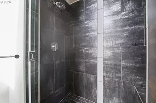 2340 Willamette St, Eugene, OR 97405 - Photo 25
