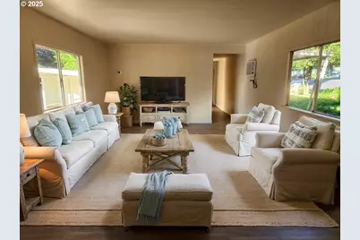 2040 Nougat Ct, Salem, OR 97306 - Photo 7