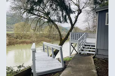 639 N Old Pacific Hwy, Myrtle Creek, OR 97457 - Photo 3