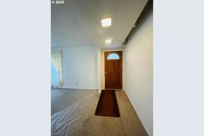 639 N Old Pacific Hwy, Myrtle Creek, OR 97457 - Photo 11