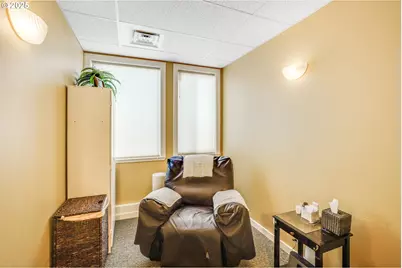1712 E 12th St, The Dalles, OR 97058 - Photo 9