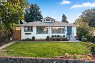 708 W 15th St, The Dalles, OR 97058 - Photo 1