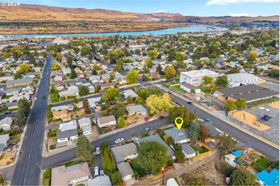 708 W 15th St, The Dalles, OR 97058 - Photo 43