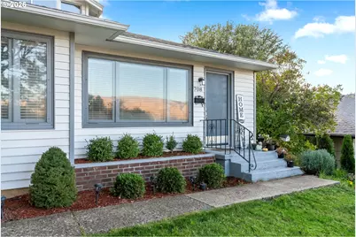 708 W 15th St, The Dalles, OR 97058 - Photo 3