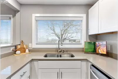 708 W 15th St, The Dalles, OR 97058 - Photo 17