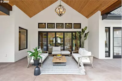 13231 SW Iron Mountain Blvd, Portland, OR 97219 - Photo 37