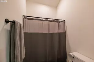 33005 Berlin Rd, Lebanon, OR 97355 - Photo 15