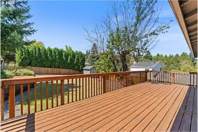 2140 19th St, West Linn, OR 97068 - Photo 9