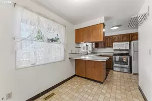 2140 19th St, West Linn, OR 97068 - Photo 11