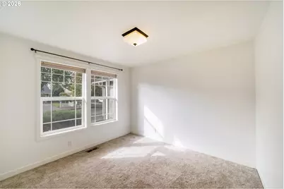 529 Sweetwater Ln, Eugene, OR 97404 - Photo 19