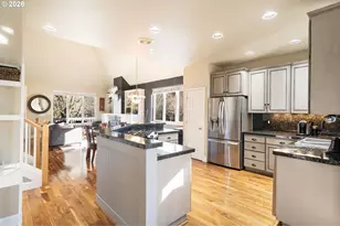 2523 NW Marsden Pl, Portland, OR 97229 - Photo 17