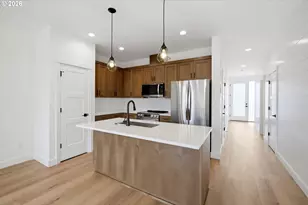 1415 NE 18th St, McMinnville, OR 97128 - Photo 5