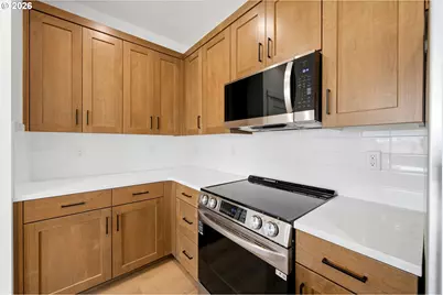 1415 NE 18th St, McMinnville, OR 97128 - Photo 9