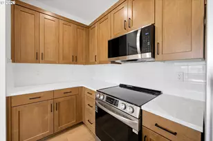 1415 NE 18th St, McMinnville, OR 97128 - Photo 9