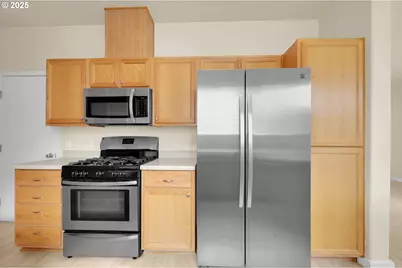 5298 Wales Dr, Eugene, OR 97402 - Photo 17