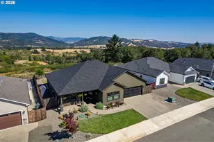 857 Durham Ave, Sutherlin, OR 97479 - Photo 25