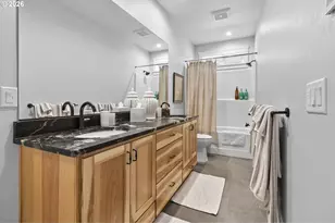 135 W 18th Ave, Eugene, OR 97401 - Photo 25