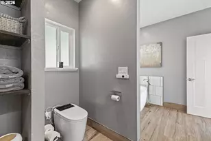 1561 N Laurel St, Coquille, OR 97423 - Photo 27