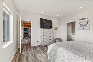 1561 N Laurel St, Coquille, OR 97423 - Photo 23