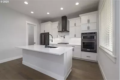 15217 SE Towers Ter, Milwaukie, OR 97267 - Photo 11