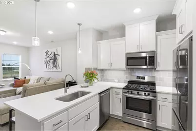 7523 SE Kinnaman St, Hillsboro, OR 97123 - Photo 9