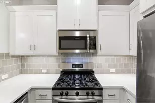 7523 SE Kinnaman St, Hillsboro, OR 97123 - Photo 11