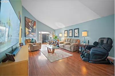 1785 NW Rolling Hill Dr, Beaverton, OR 97006 - Photo 9