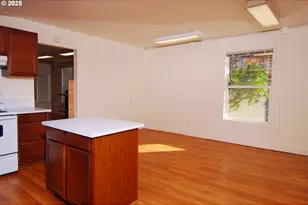 1104 SW Columbia St, Portland, OR 97201 - Photo 23