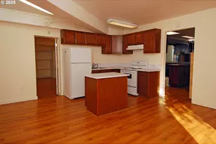 1104 SW Columbia St, Portland, OR 97201 - Photo 21