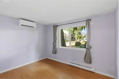 16016 NE Everett Ct, Portland, OR 97230 - Photo 13