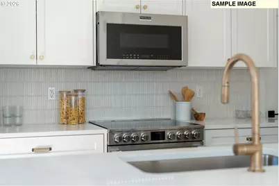 1518 NE Jarrett St #C, Portland, OR 97211 - Photo 7