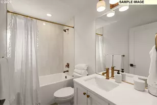 1518 NE Jarrett St, Portland, OR 97211 - Photo 15