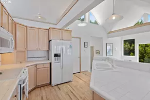 7015 NE Neptune Dr, Lincoln City, OR 97367 - Photo 19