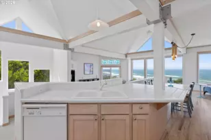 7015 NE Neptune Dr, Lincoln City, OR 97367 - Photo 17
