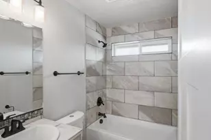 430 NW 5th St, Newport, OR 97365 - Photo 13