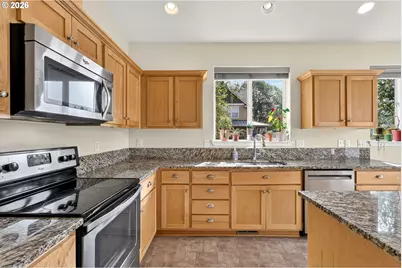 918 NE Sunset Ct, Clatskanie, OR 97016 - Photo 13