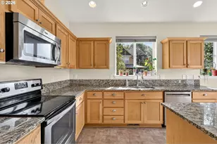918 NE Sunset Ct, Clatskanie, OR 97016 - Photo 13
