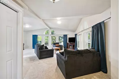 2501 Creekside Ln, North Bend, OR 97459 - Photo 9