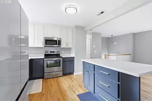 1330 SW Hume St, Portland, OR 97219 - Photo 13